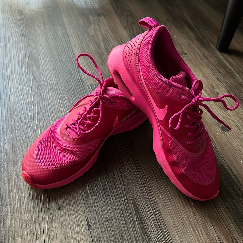 NIKE | AIR MAX THEA LOW | POWER PINK